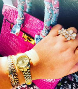 18K Frivole Between the Finger Ring photo review