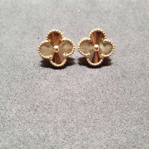 Click to view full screen 18K Vintage Alhambra Diamonds Earrings photo review