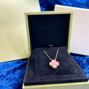 Click to view full screen 18K Sweet Alhambra Pink Clover Necklace photo review