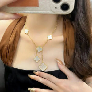 Click to view full screen 18K Magic Alhambra Six Pearls Motifs Clover Necklace photo review