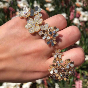 18K Frivole Between the Finger Ring photo review