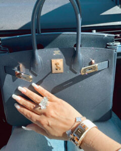 18K Frivole Between the Finger Ring photo review