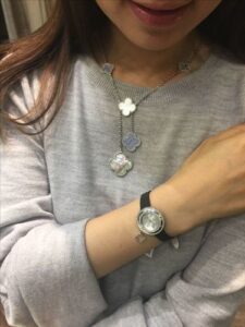 Click to view full screen 18K Magic Alhambra Six Motifs Necklace photo review