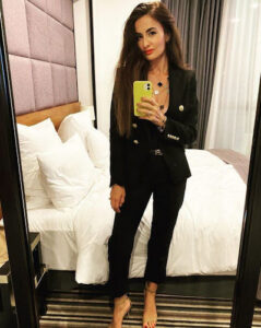 Click to view full screen 18K Magic Alhambra One Motifs Black Clover Necklace photo review