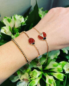 18K Lucky Spring Five Motifs Clover Bracelet photo review