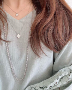 18K Sweet Alhambra Diamond Necklace photo review