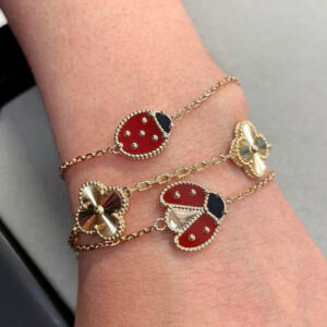 Click to view full screen 18K Vintage Alhambra Five Motifs Malachite Diamonds Clover Bracelet photo review