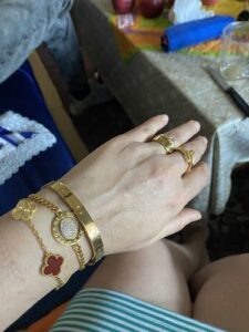 18K Love Wedding 6mm  Ring photo review