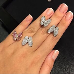 18K Two Butterfly Between the Finger Sapphire Ring photo review
