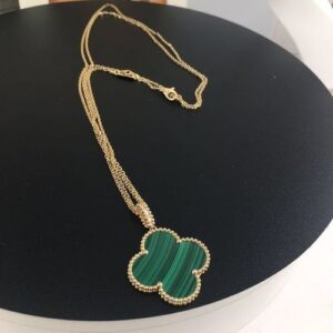 Click to view full screen 18K Magic Alhambra Malachite Necklace photo review