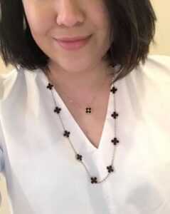 18K Vintage Alhambra 20 Motifs Long Necklace photo review