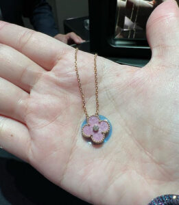 Click to view full screen 18K Sweet Alhambra Pink Clover Necklace photo review