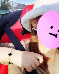 18K Vintage Alhambra Five Motifs Clover Onyx Bracelet photo review