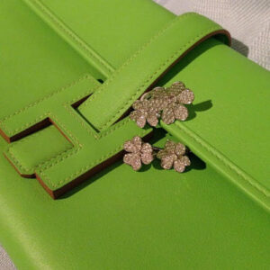 Click to view full screen 18K Frivole Between the Finger Ring photo review