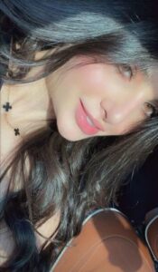 Click to view full screen 18K Vintage Alhambra Black 10 Motifs Clover Necklace photo review