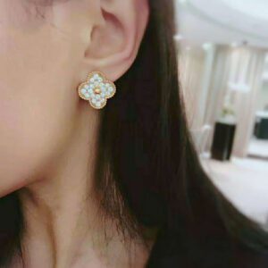 Click to view full screen 18K Vintage Alhambra Diamonds Earrings photo review