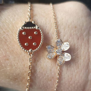 Click to view full screen 18K Lucky Spring Clover Bracelet photo review