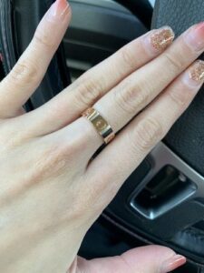 18K Love Wedding 6mm  Ring photo review