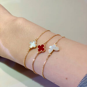 Click to view full screen 18K Lucky Alhambra Butterfly Pendant Bracelet photo review