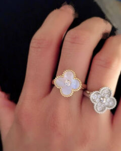 18K Vintage Alhambra Pearl Ring photo review