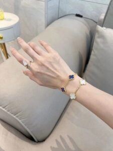 Click to view full screen 18K Vintage Alhambra Crystal Blue Bracelet photo review