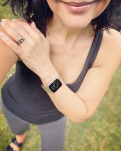 18K Love Wedding 6mm  Ring photo review