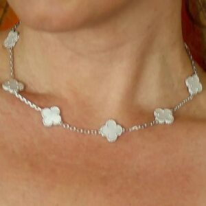 18K Vintage Alhambra Pearl 10 Motifs Necklace photo review